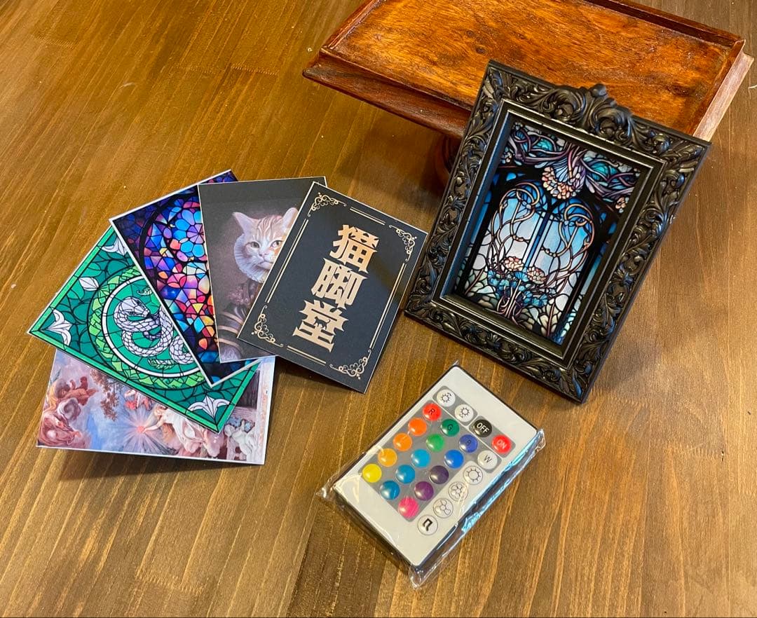 アンティページ　劇場型ドールハウス