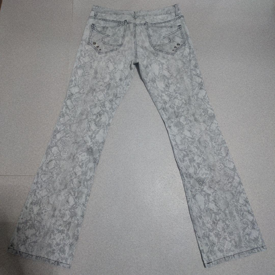 〇semantic design セマンティックデザイン 総柄フレアデニムパンツ