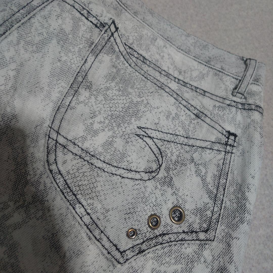 〇semantic design セマンティックデザイン 総柄フレアデニムパンツ