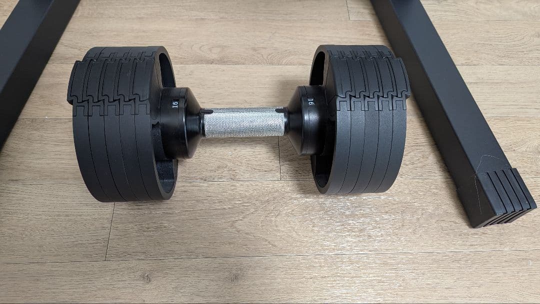 ​【直接引取限定】フレックスベル 32kg 2個 専用スタンド付 可変式ダンベル