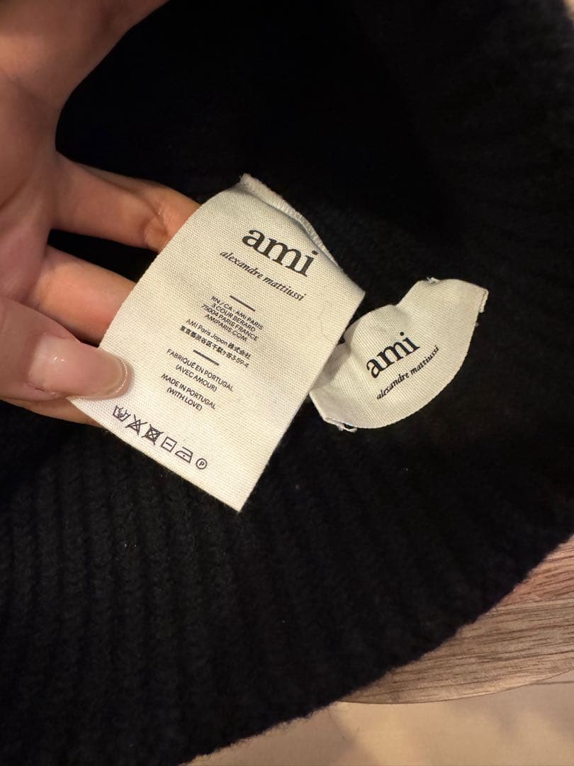 【美品】AMI PARIS ジョンヨンさん着用　ハートロゴ ビーニー　正規品