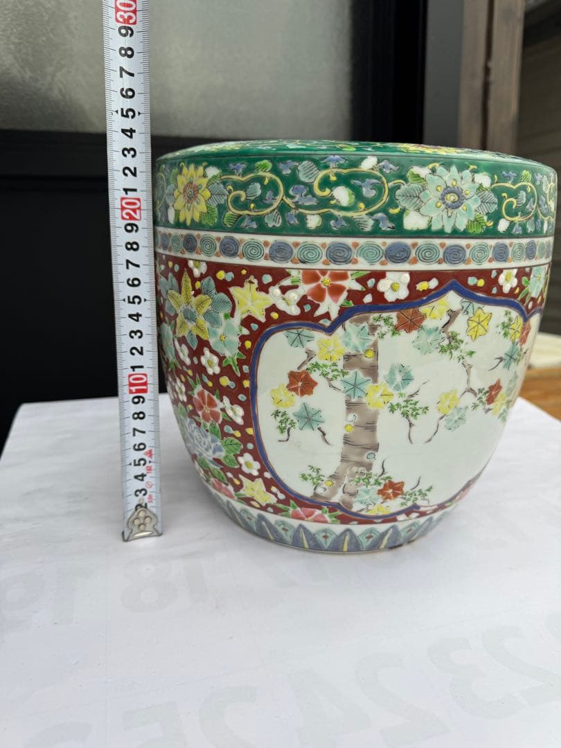 陶器製火鉢　高さ　24cm 直径　25cm