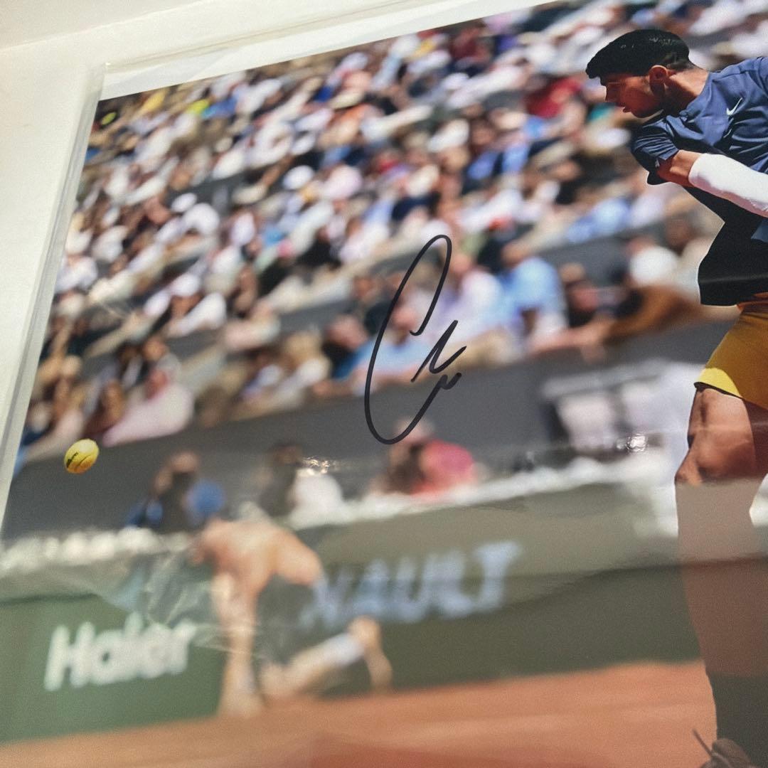 男子テニス　チャンピオン　カルロス・アルカラス 直筆サイン入りフォト 証明書付