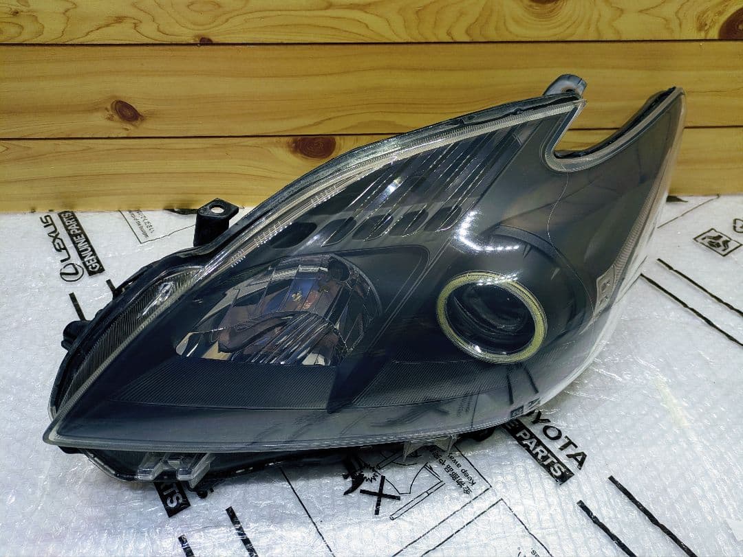 30プリウス ヘッドライト イカリング インナーブラック ZVW30 黄ばみ無し