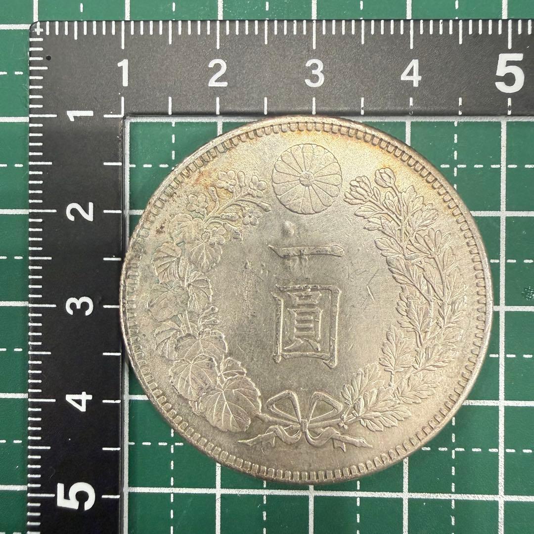 と*ち様 No.97 アンティーク 銀貨 新一圓銀貨 明治36年 円銀
