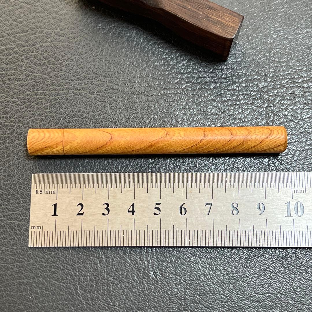 28ケヤキ木製キャップ芯ケース　木目揃え