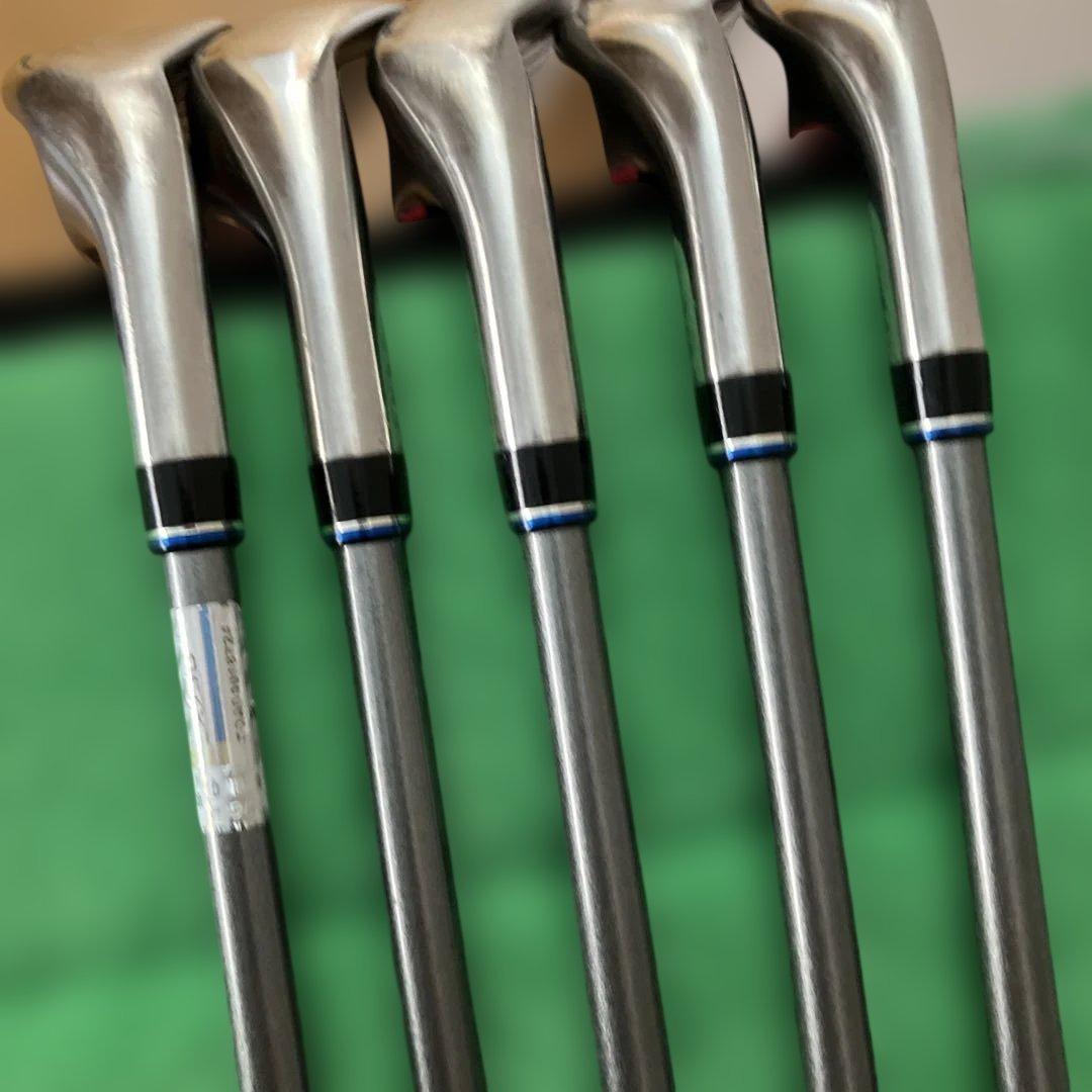 格安◆ゼクシオクロス5本セット、カーボン(S)