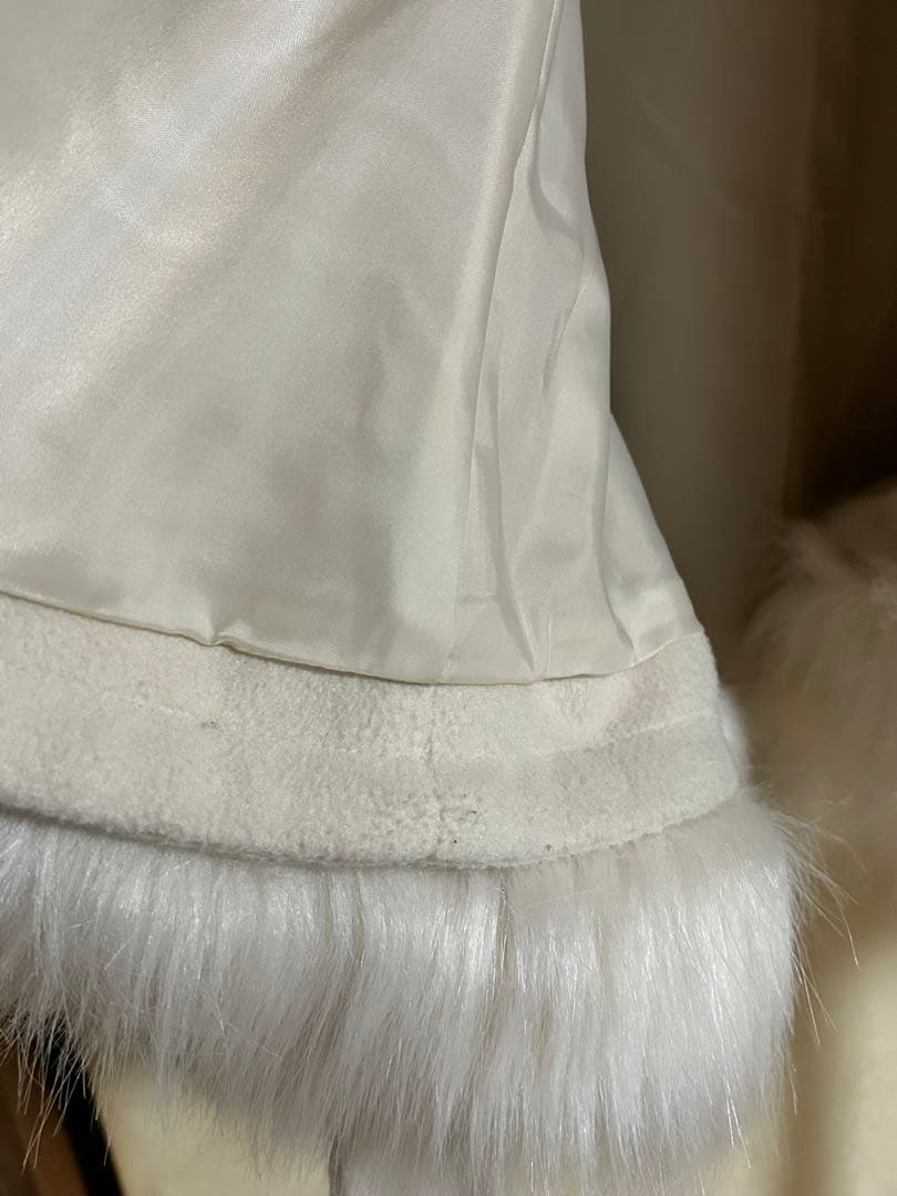  PARTY フードファーケープコート オフホワイト