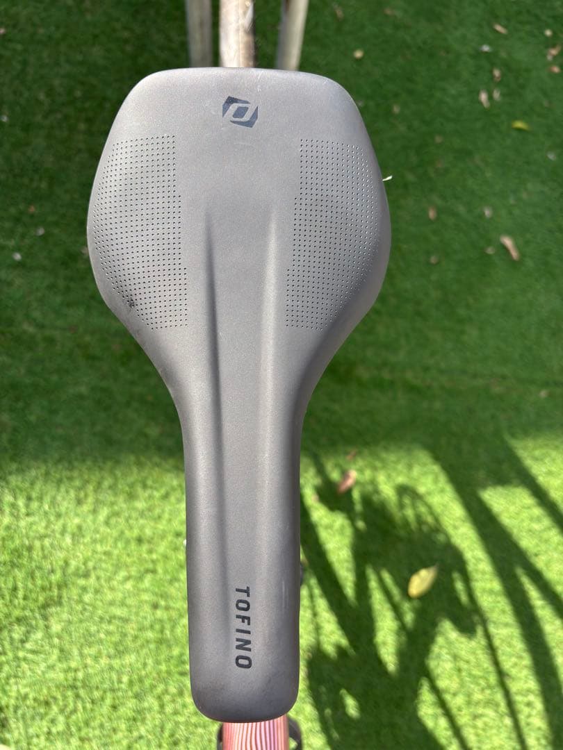 カーボンフレーム ピンク ロードバイク