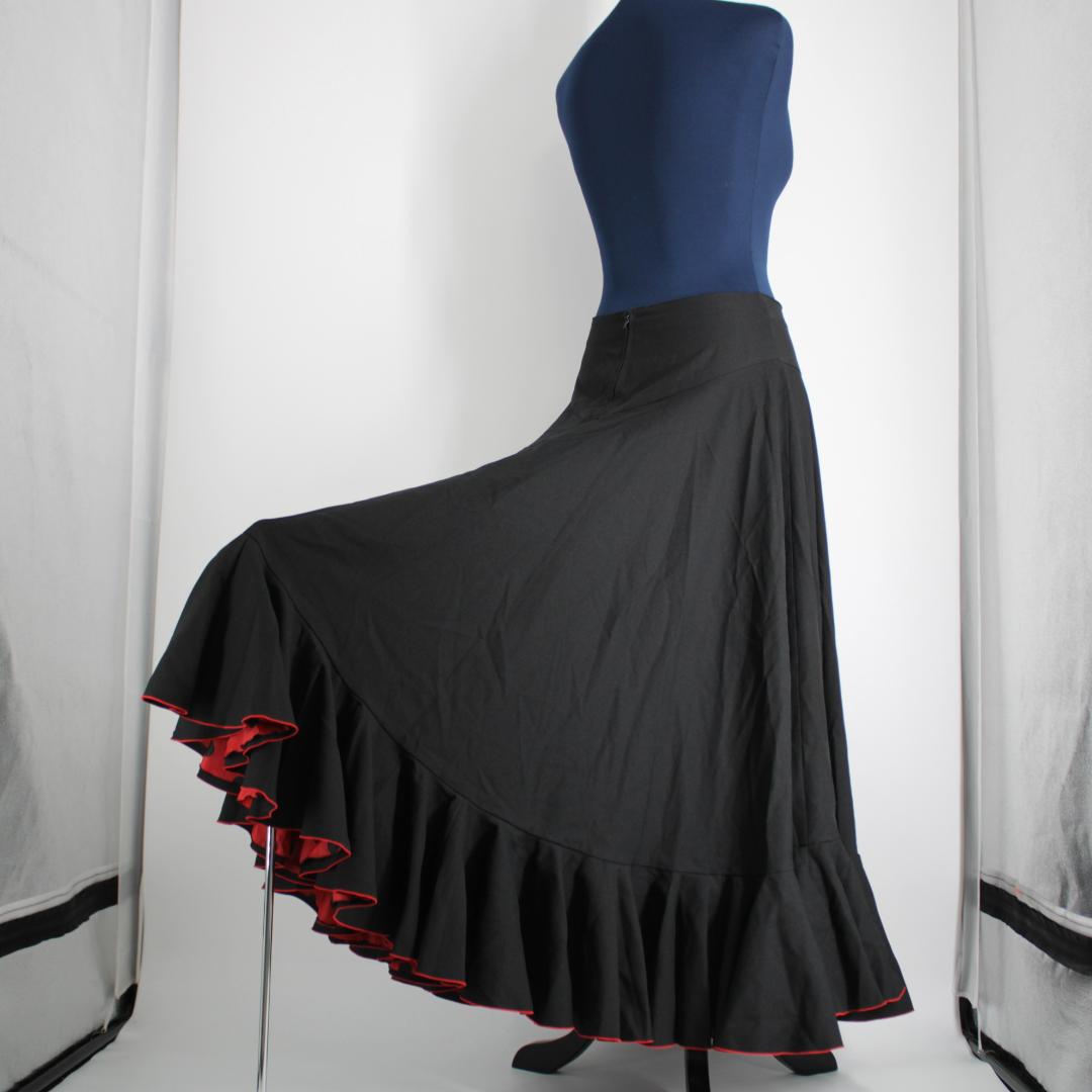 【美品 日本製 フラメンコ衣装】ブラック×ドット柄 CHACOTT ファルダ 黒