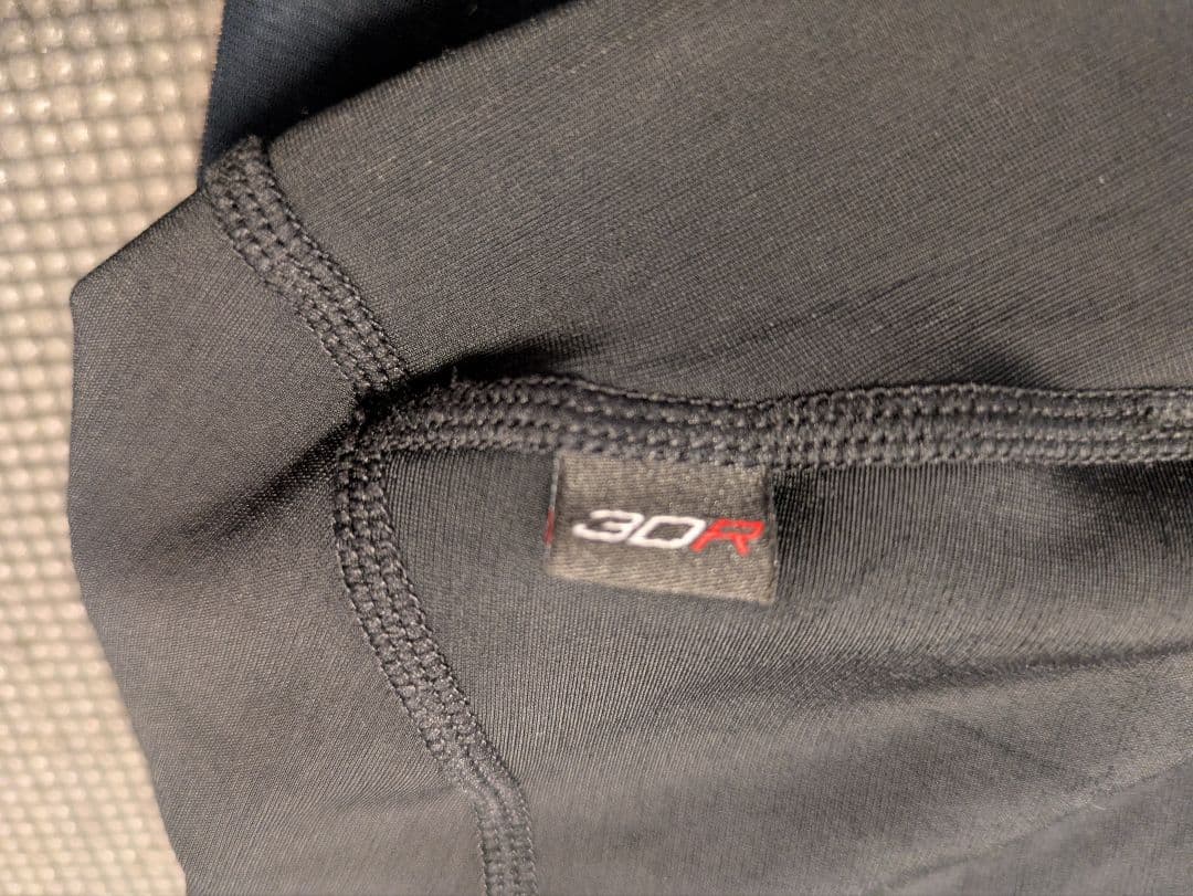 パールイズミコールド シェイド ビブ パンツMサイズ