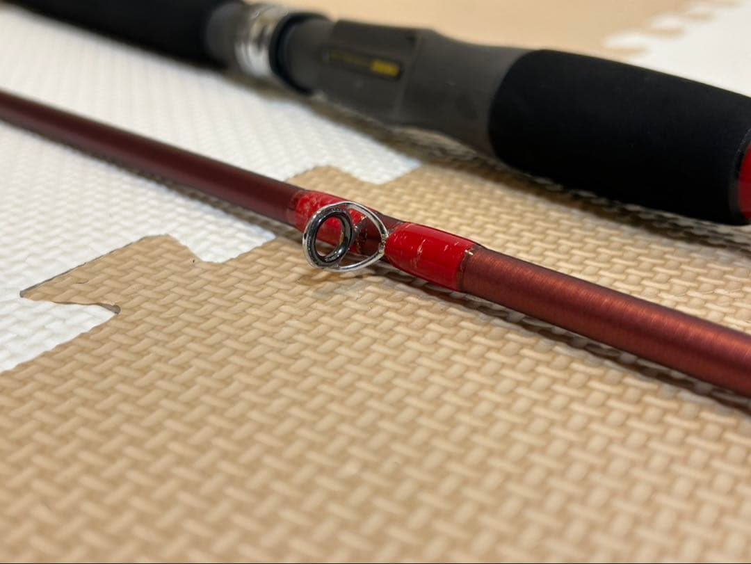 美品　ダイワ アナリスターヒラメ 300 船竿 ケース付き