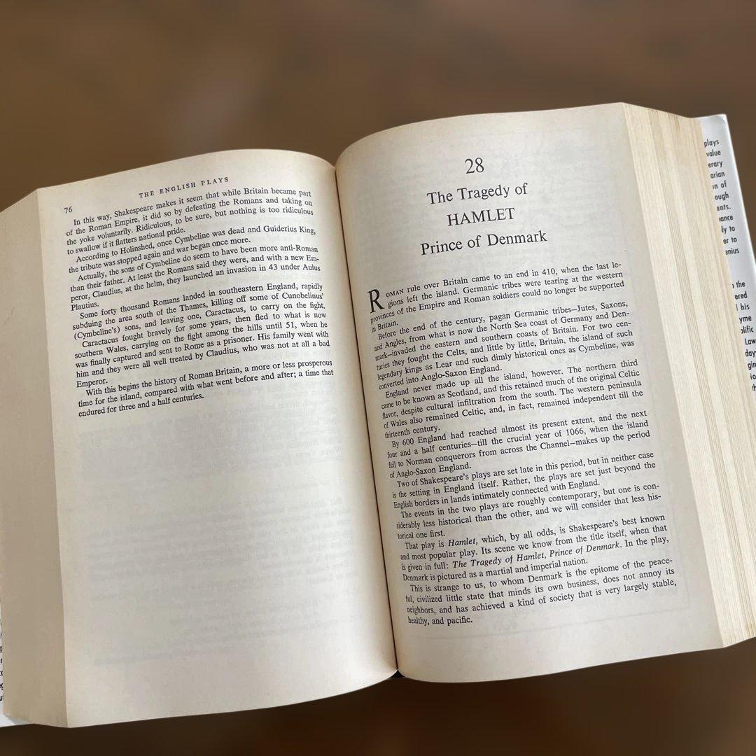 洋書 Asimov's Guide to Shakespeare