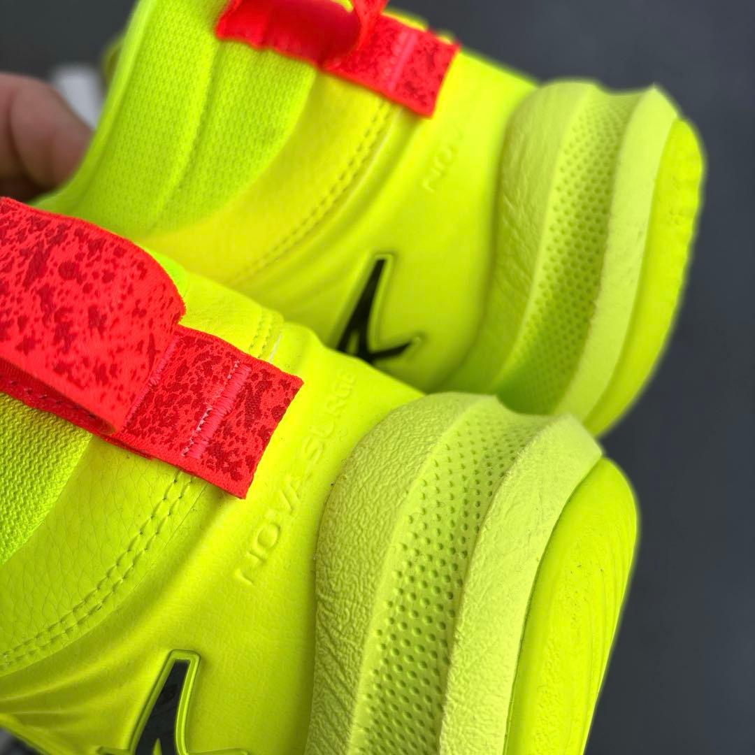 アシックス NOVASURGE 3 ノヴァサージ3 パリバスケ　シューズ27cm