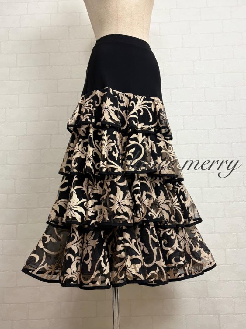 新品　社交ダンス　ツーピース　セットアップ　黒　ゴールド　豪華　2412