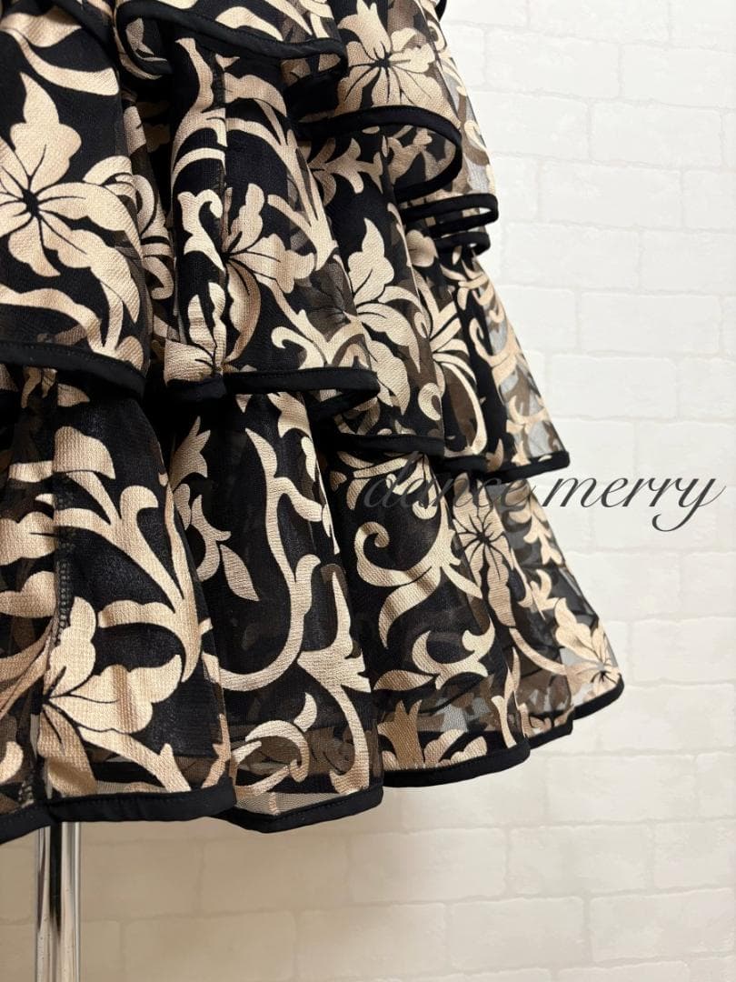 新品　社交ダンス　ツーピース　セットアップ　黒　ゴールド　豪華　2412