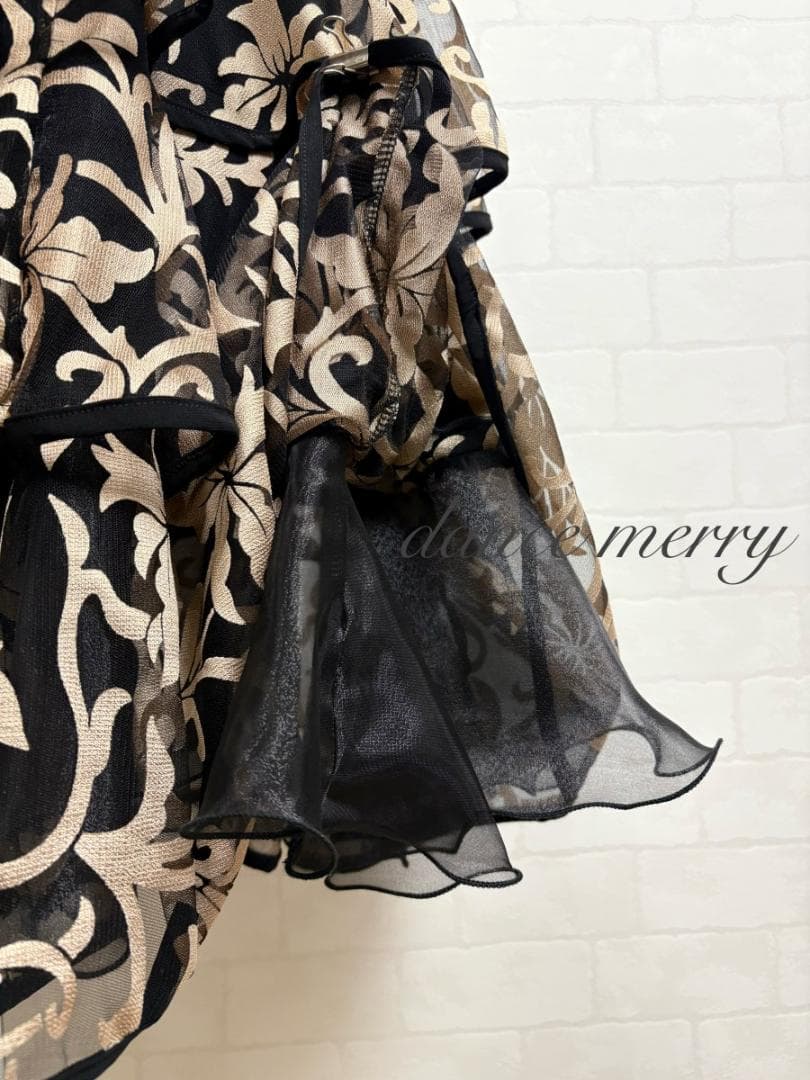 新品　社交ダンス　ツーピース　セットアップ　黒　ゴールド　豪華　2412