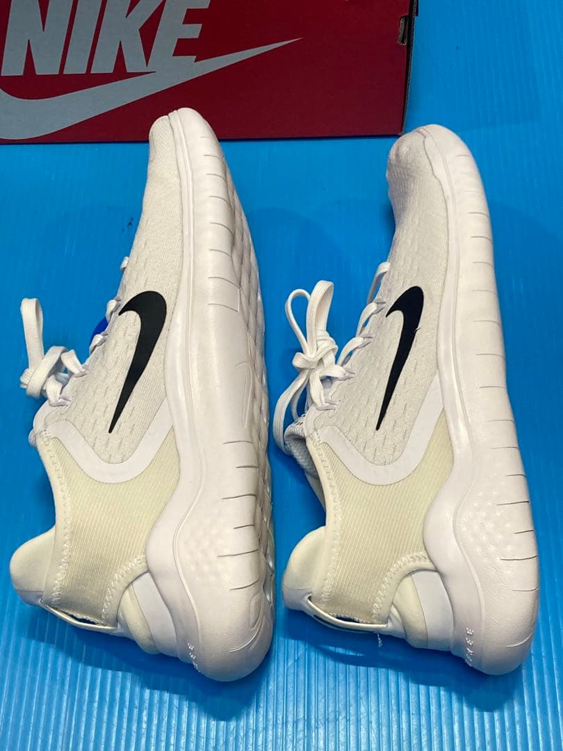 【超美品】ナイキ メンズ スニーカー Nike Free RN 26.5cm