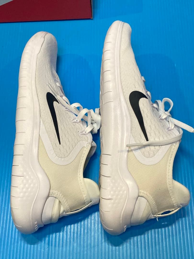 【超美品】ナイキ メンズ スニーカー Nike Free RN 26.5cm