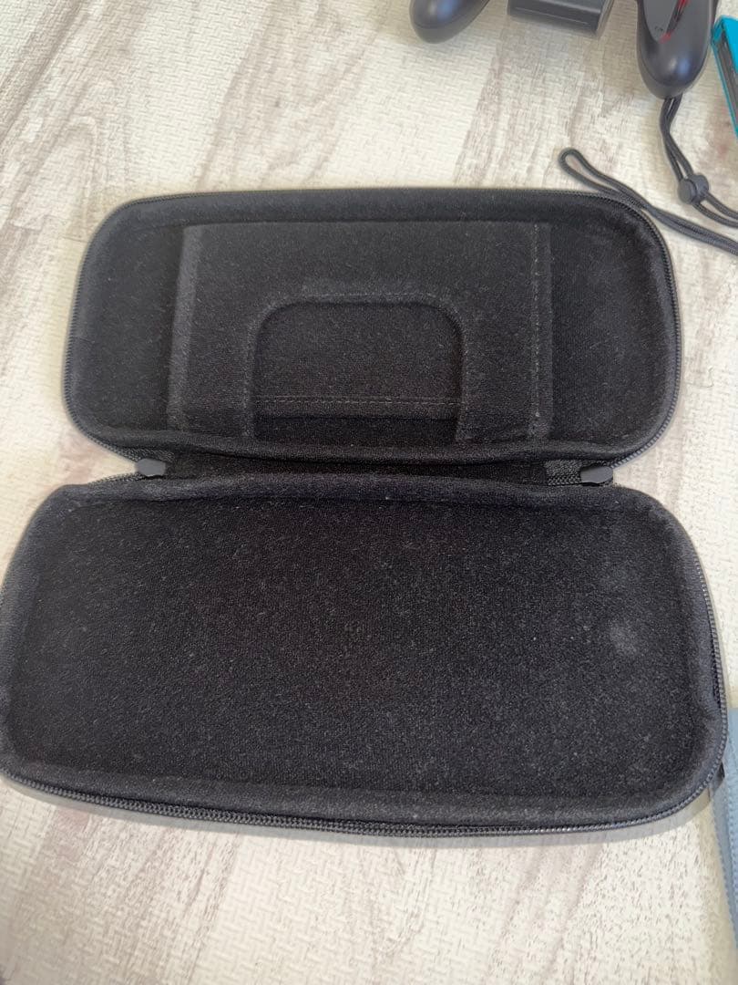 ぱ*ん様 Nintendo Switch 2017年製 初期モデル　おまけ付き