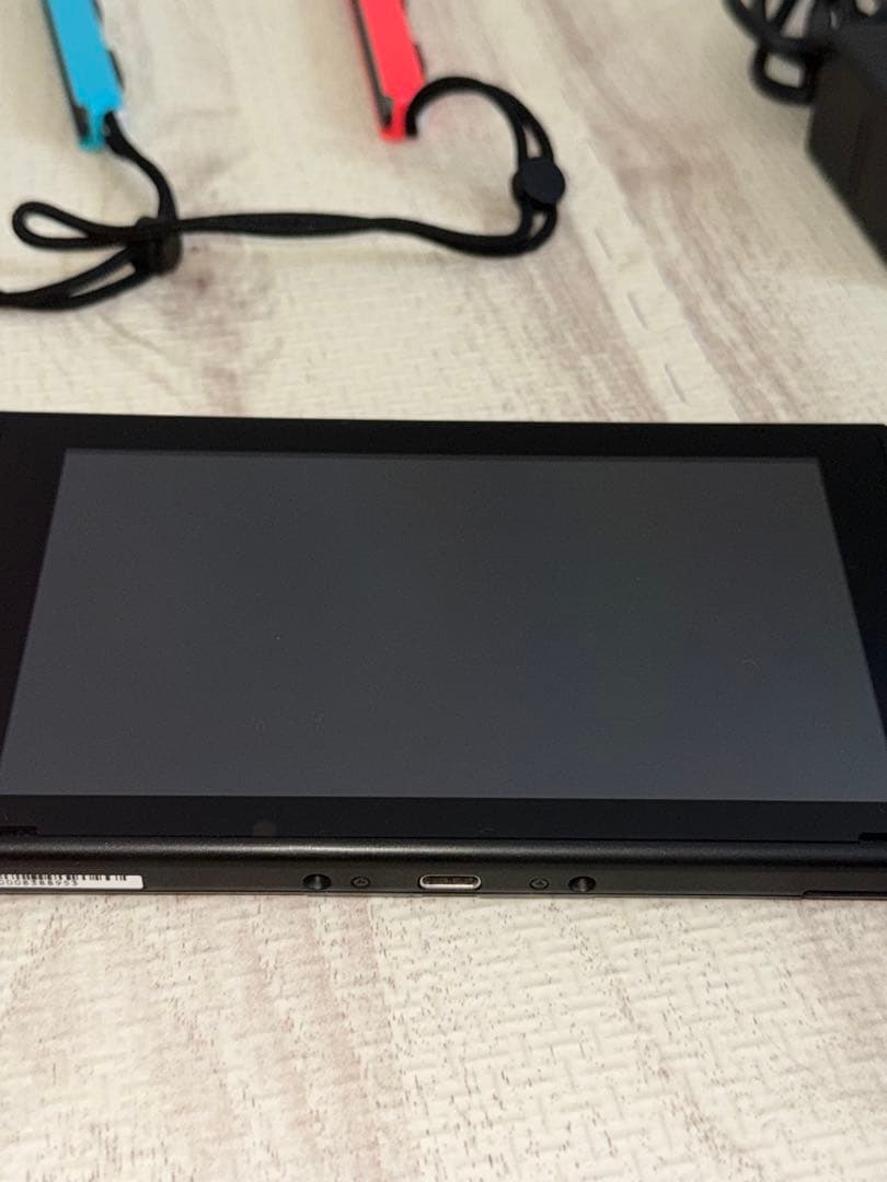 ぱ*ん様 Nintendo Switch 2017年製 初期モデル　おまけ付き