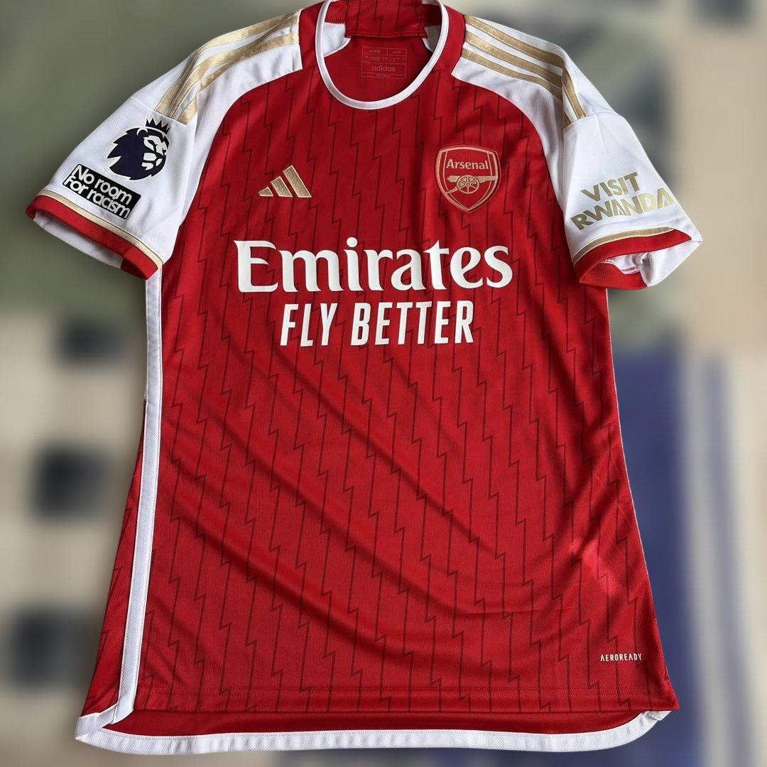 アーセナル ユニフォーム　ジンチェンコ