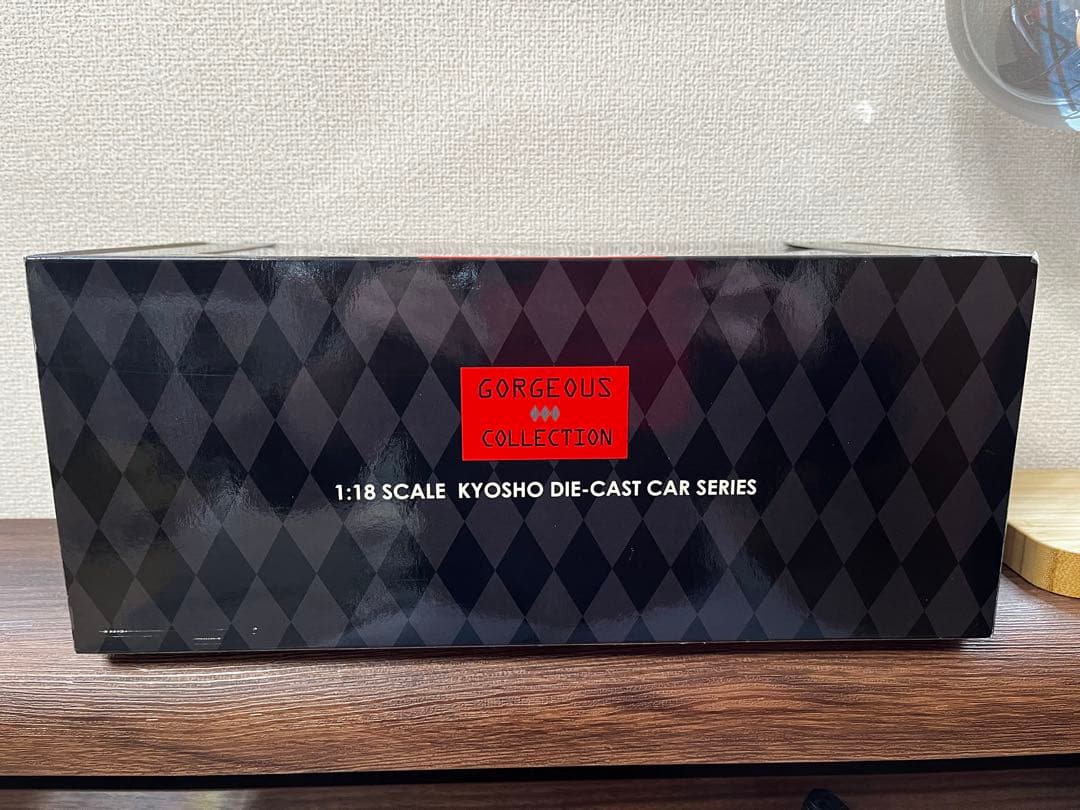 開封、未展示品　ランチアデルタ　エボ2 京商　1/18