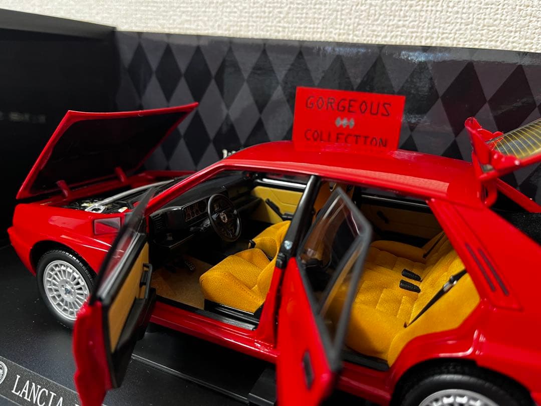 開封、未展示品　ランチアデルタ　エボ2 京商　1/18