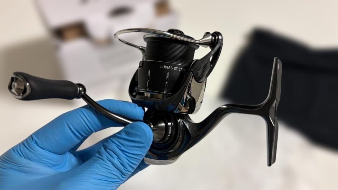 【未使用】ダイワ 24ルビアス ST LT2000S-P