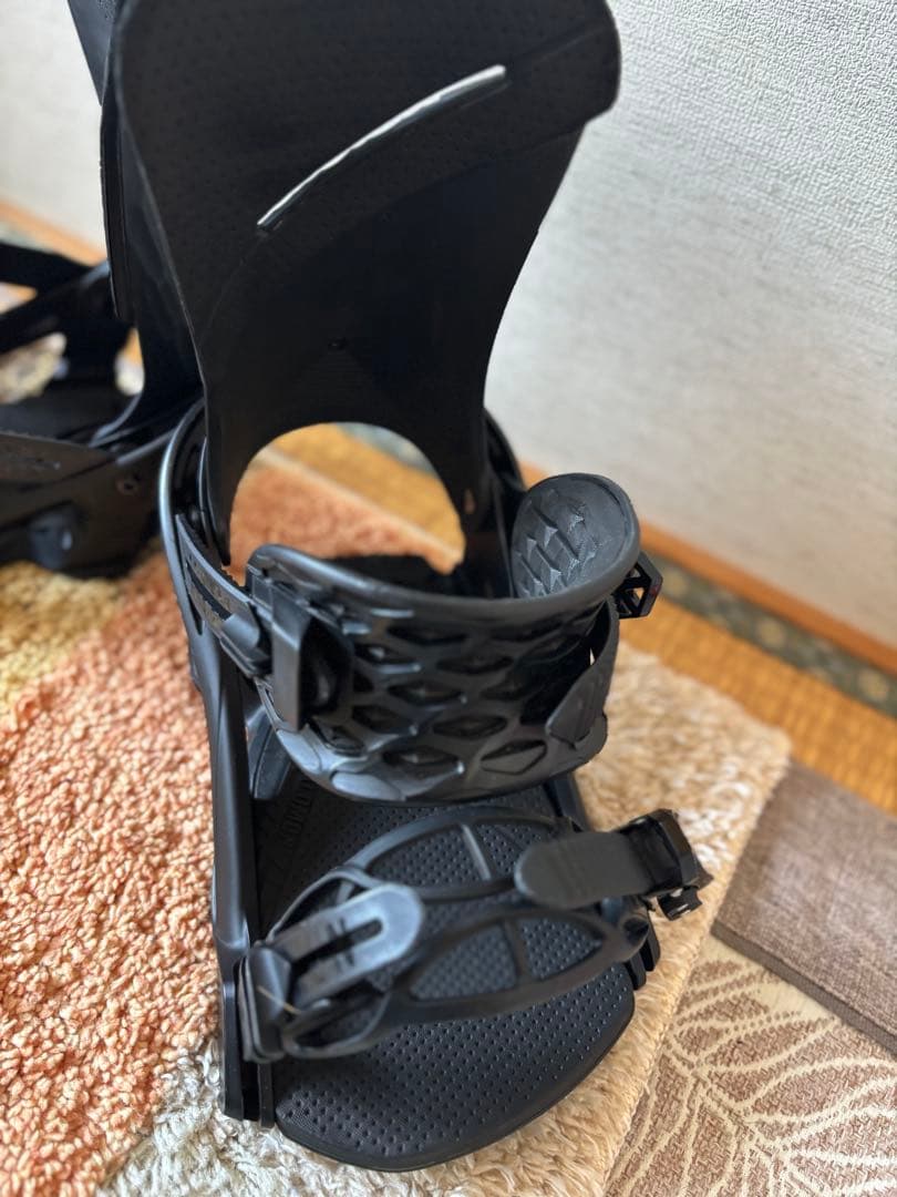 SALOMON サロモンスノーボード　ノヴァ　レディース　ビンディング