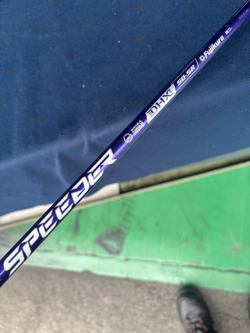 美品 スリクソンZXi 10.5 ドライバー　シャフト2本　バイオレット　SR