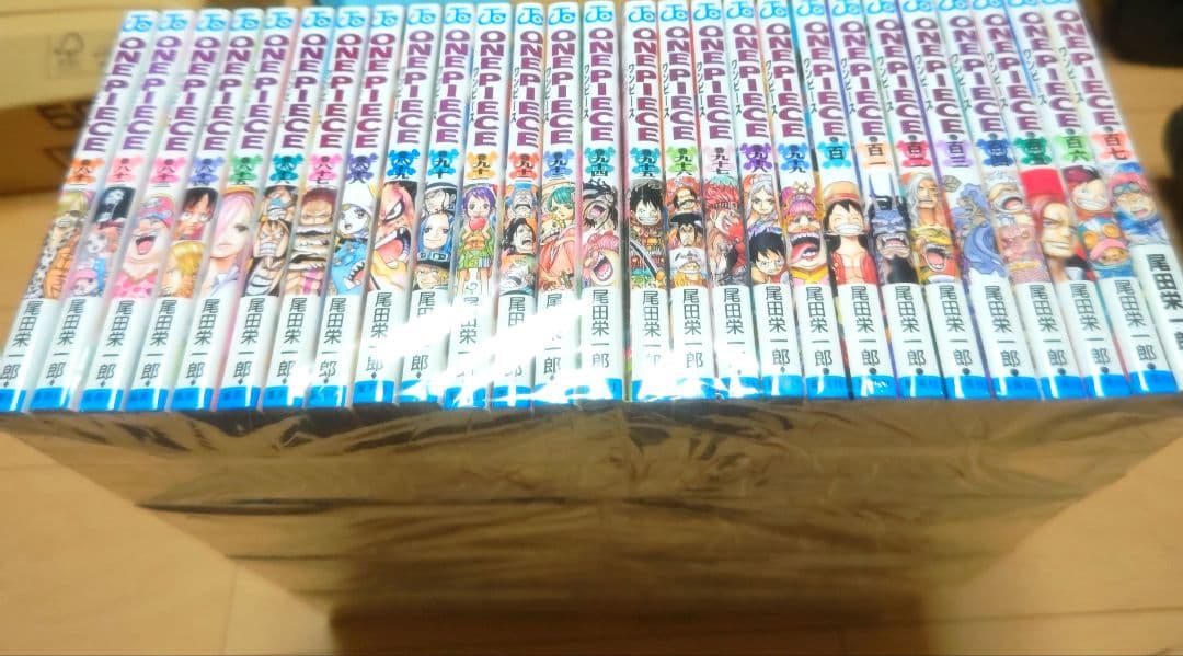 毎日発送　ONE PIECE　1−111巻➕️3冊　送料無料　即購入　ワンピース