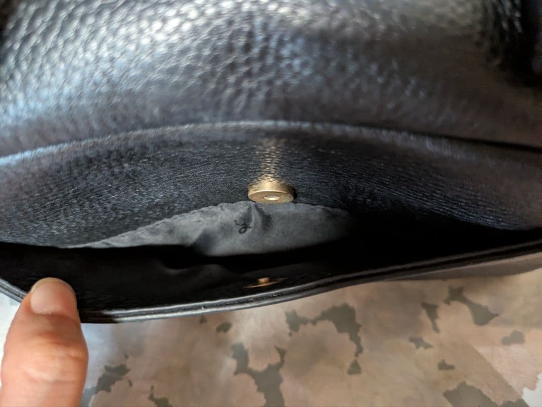 アニエスベー　2wayショルダーバッグ　ブラック　シボ革　チャーム　鍵