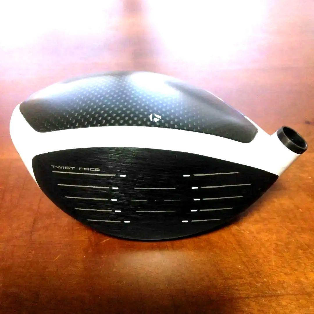 ほぼ新品のテーラーメイド・SIM2Max10.5°（ヘッドカバー付き）