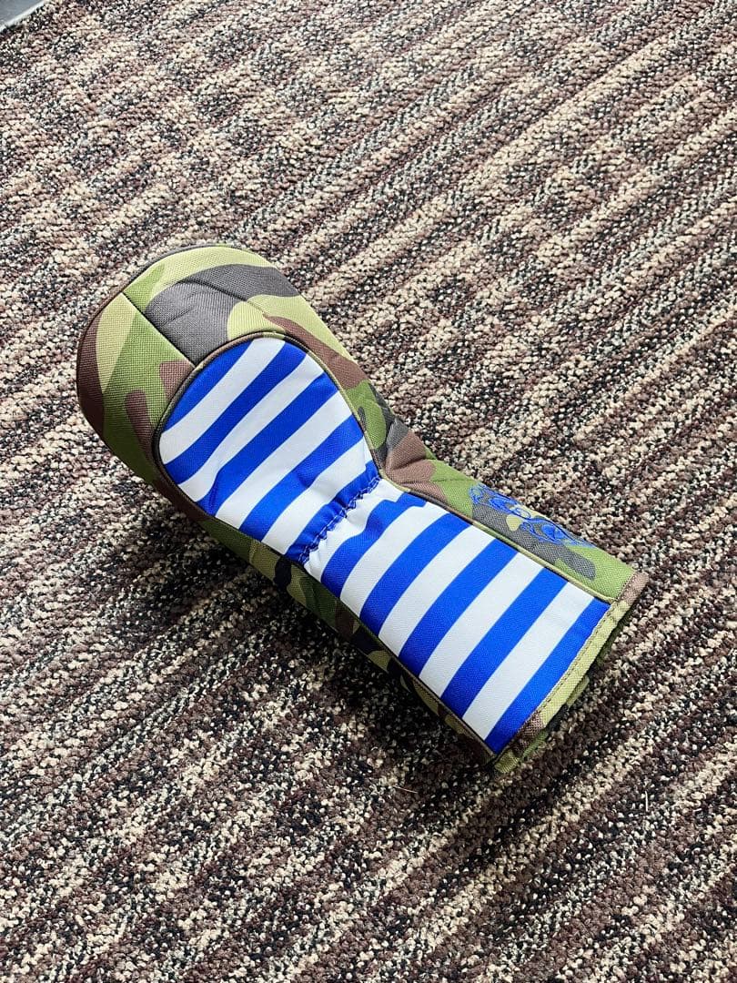 ダンスウィズドラゴン 迷彩柄キャディバッグ