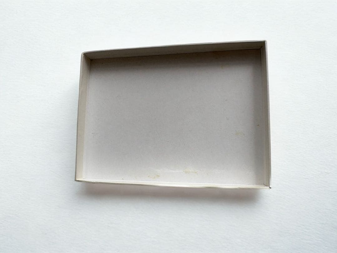 希少 Maison Martin Margiela 20周年CREAM No.9