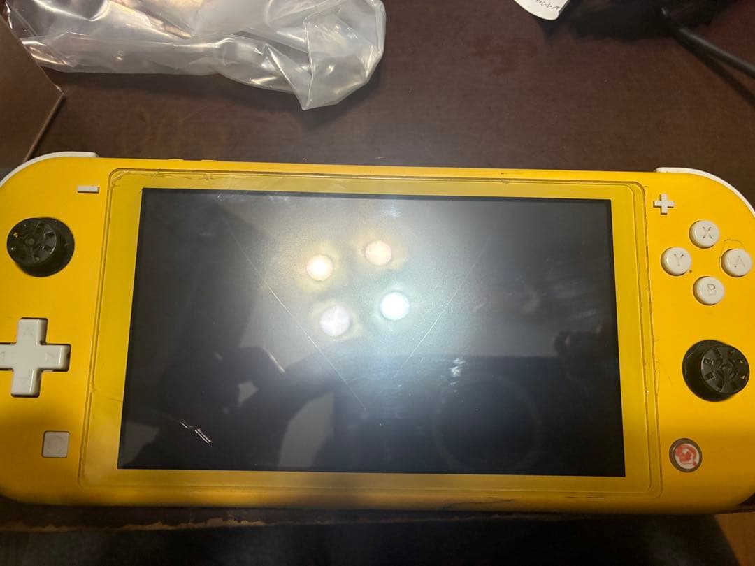 switch lite ジャンク　イエロー