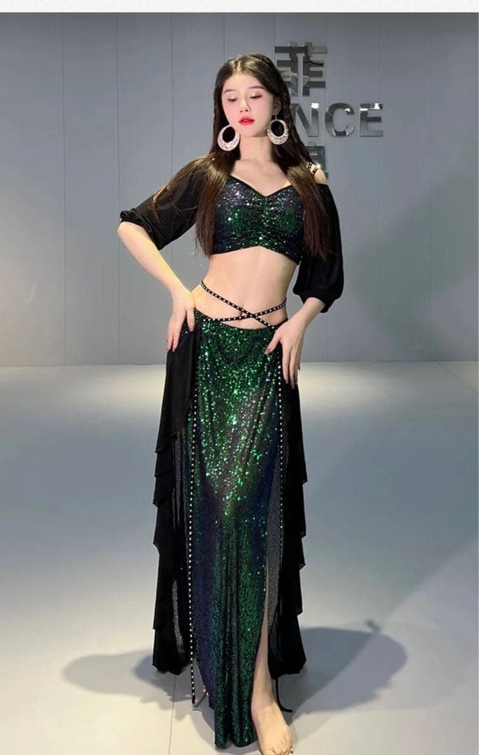 ベリーダンスセットアップ XLサイズ 緑と黒のラメ