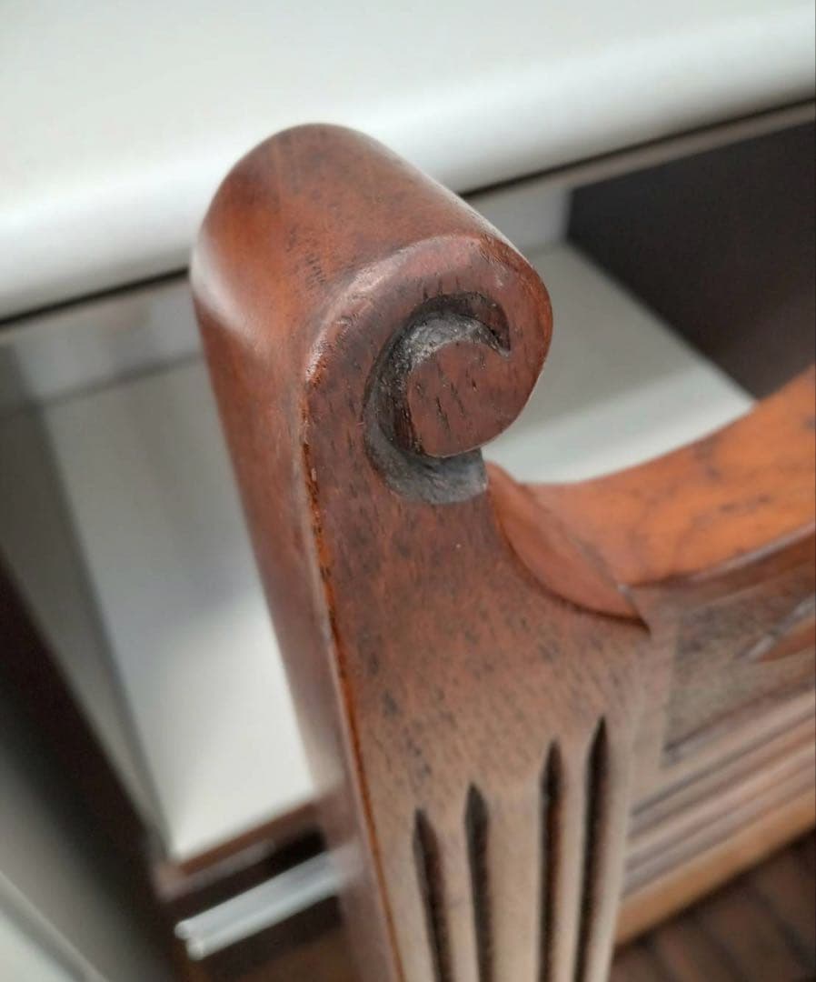 美品❗️椅子　チェア　イタリア調　北九州市福岡市限定