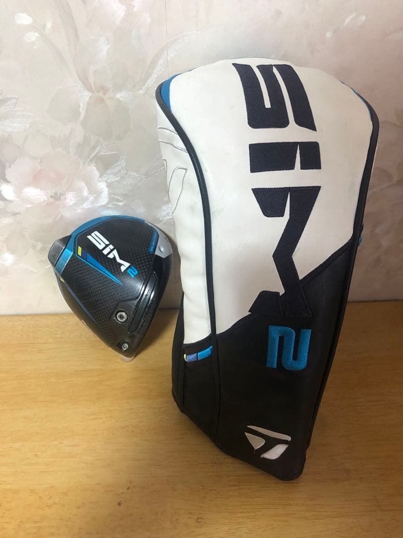 テーラーメイド SIM2 ドライバーヘッド 9.0° 純正ヘッドカバー付