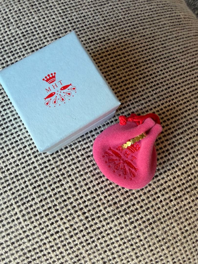 Marie-Hélène de Taillac \"ラブ\" バンドリング GOLD