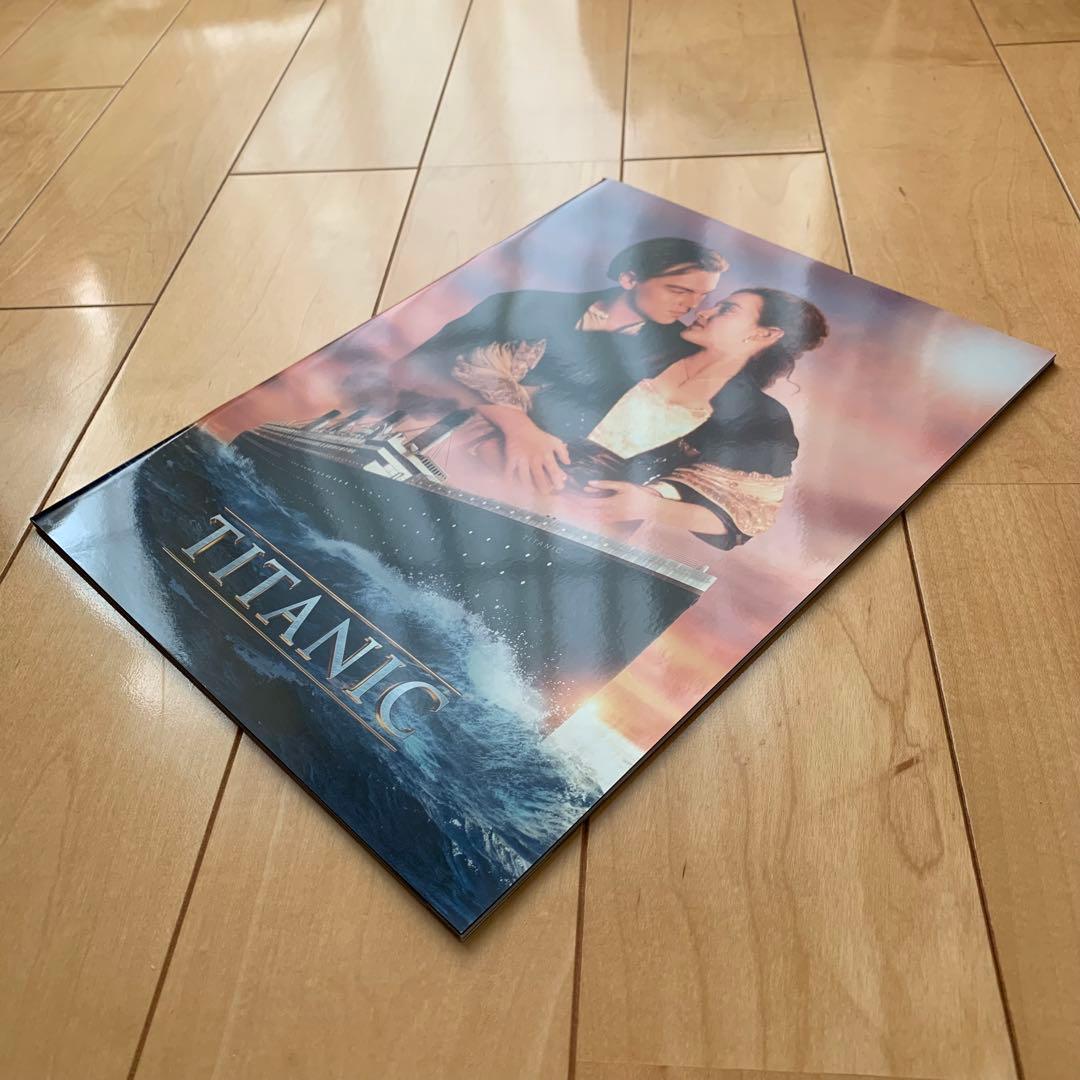 ジェームズ•キャメロン「タイタニック」パンフレット２種＋チラシ２種【美品】