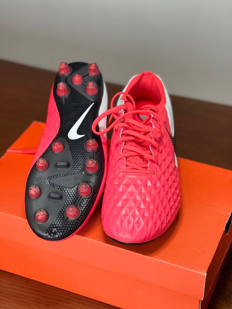 NIKE レジェンド8エリートHG 28㎝