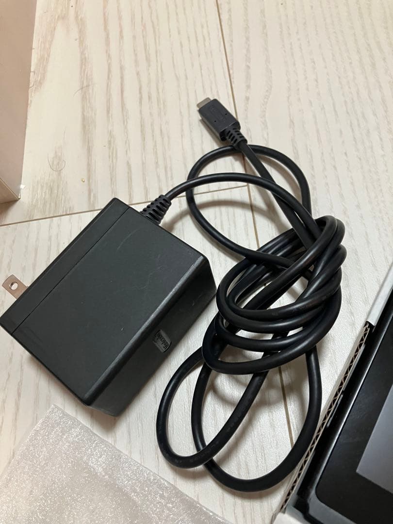 【美品】Nintendo Switch 本体