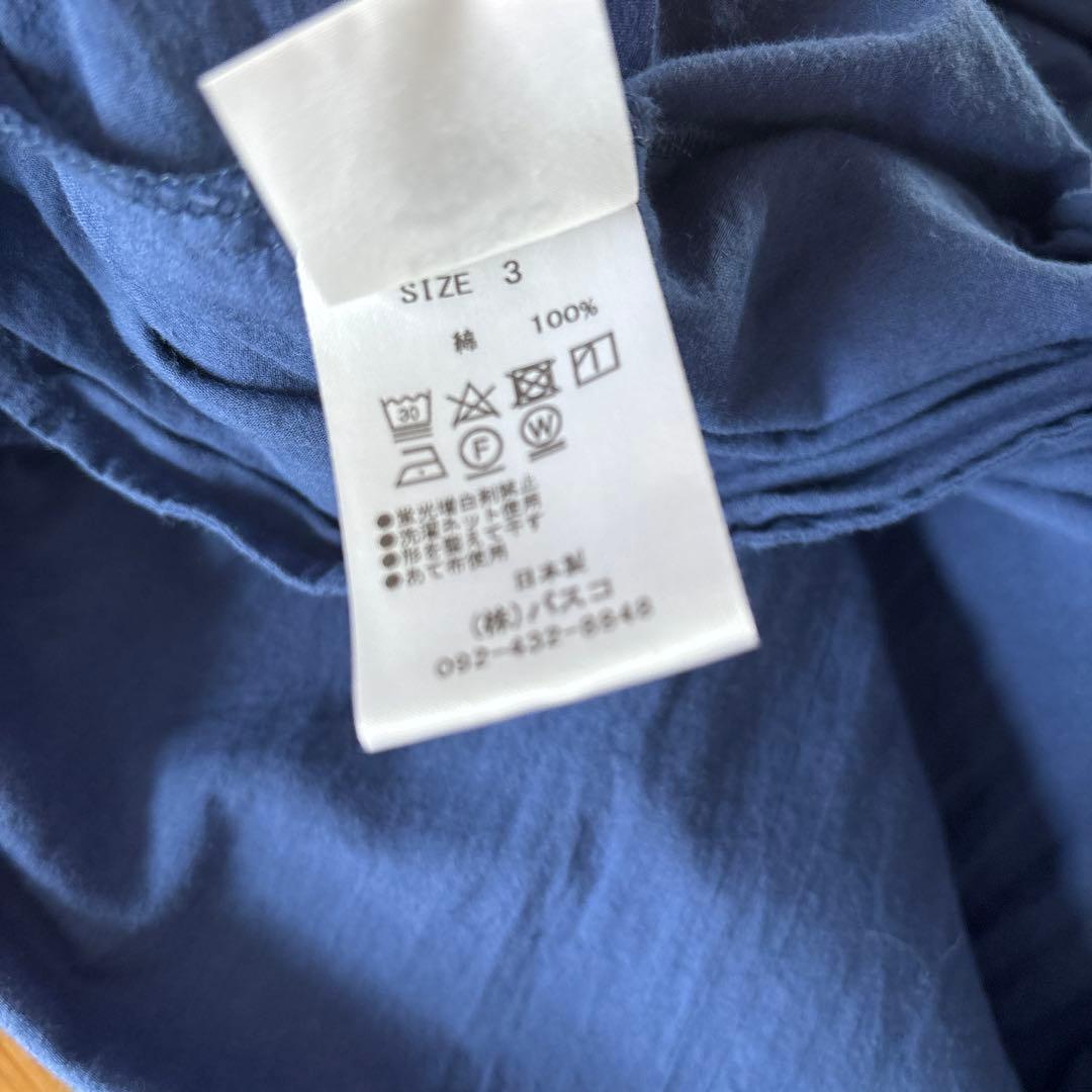 バスコ　BASCO ボタン付きVネック長袖ワンピース