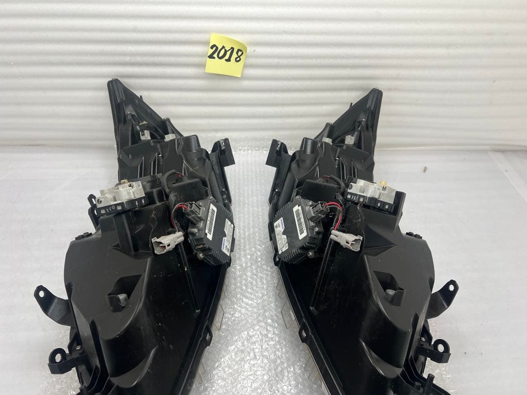 し*ょ様 スバル エクシーガ純正HIDキセノンヘッドライト1861 YA4/5/