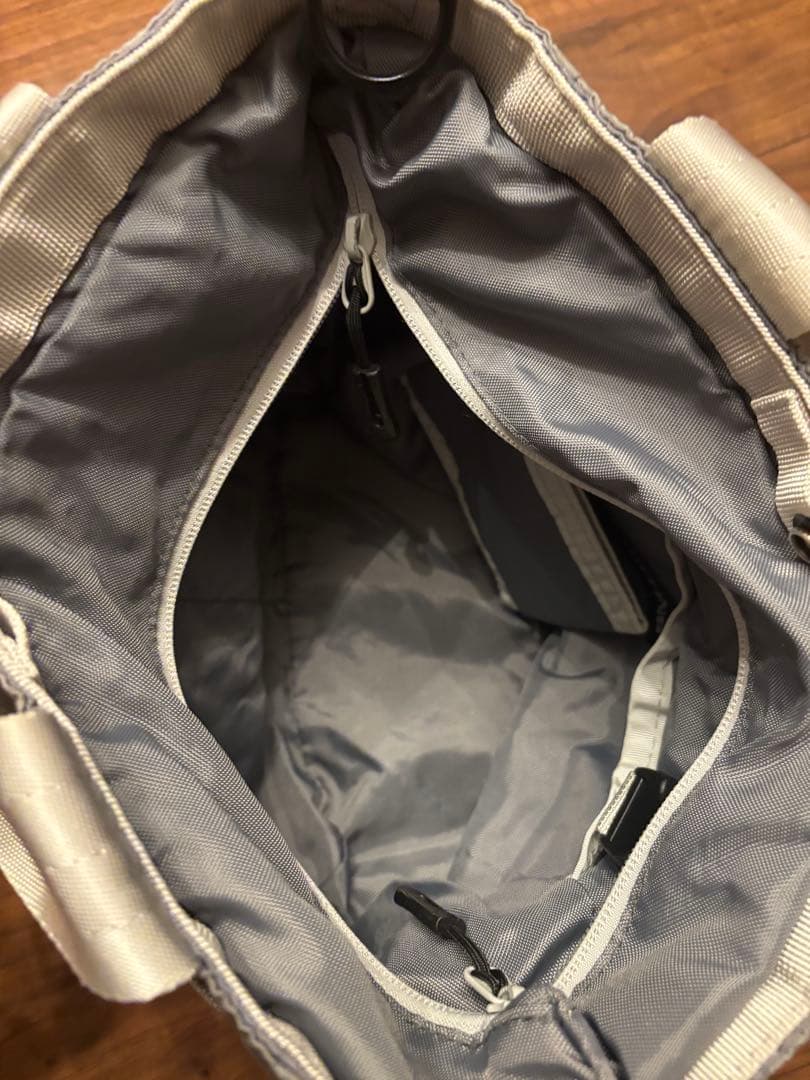 ブリーフィング　カートバッグ　グレー　ポーチ　カバン