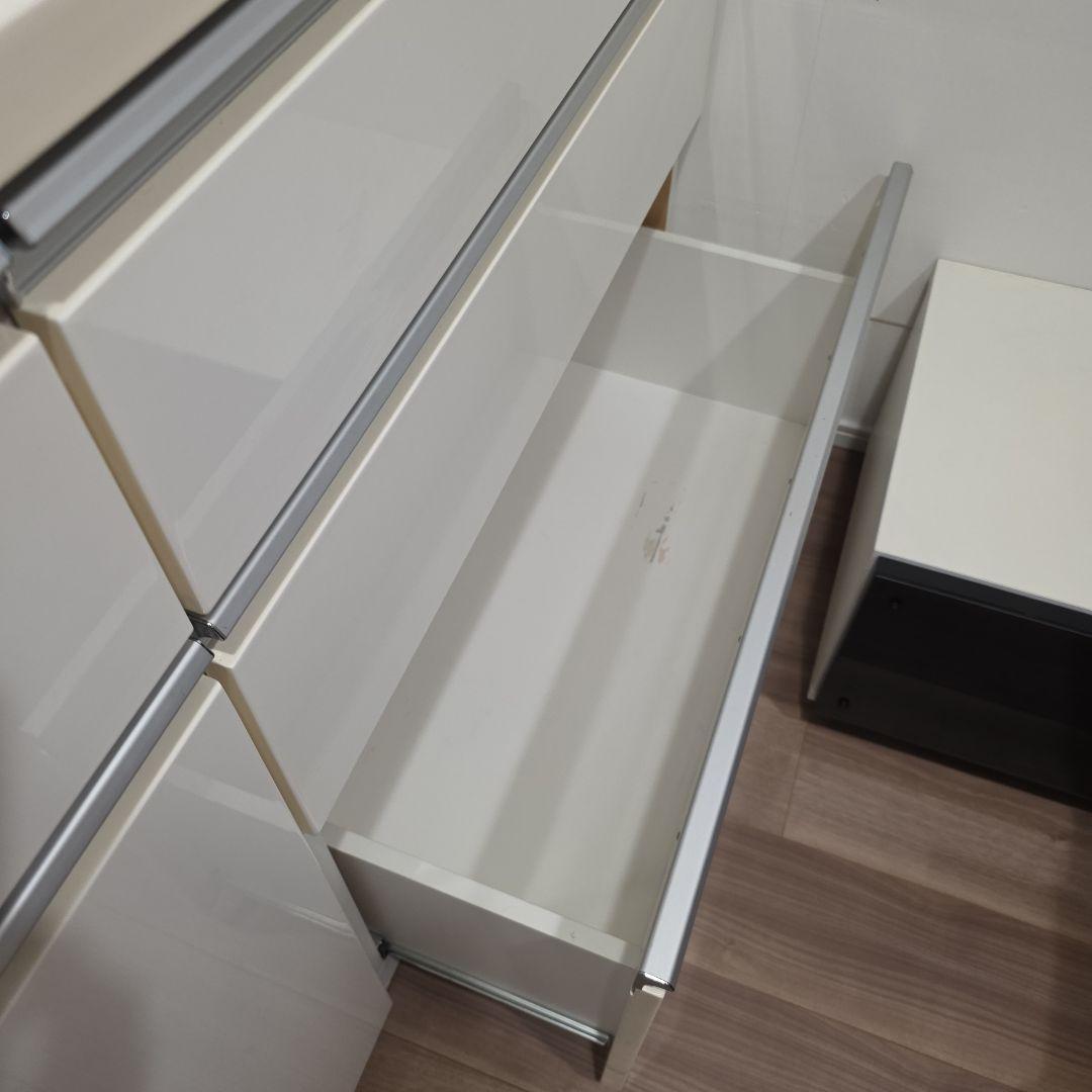 ニトリ　キッチン　カウンター　ボード　白　食器棚　収納　インテリア　引き出し