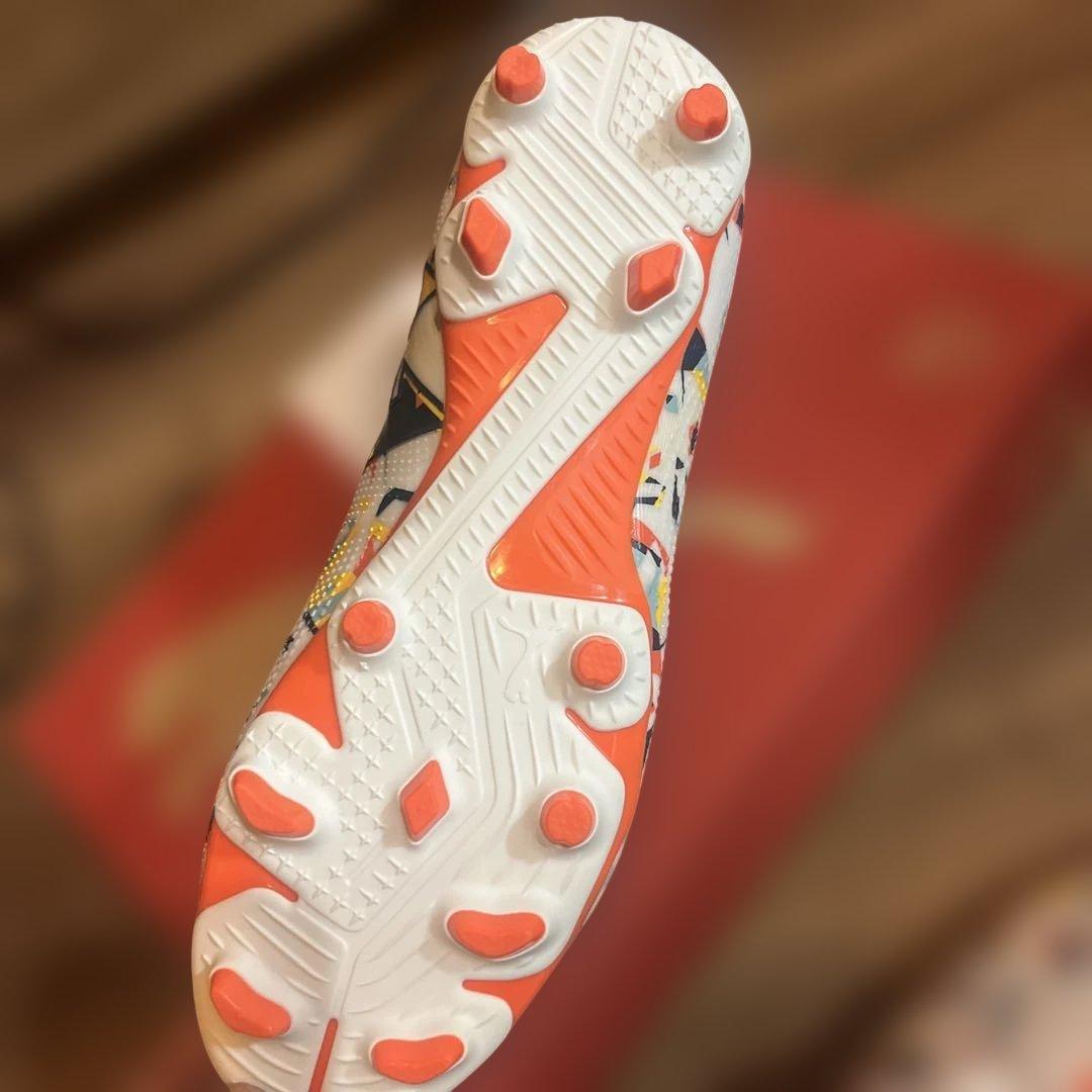 未使用　プーマ　フューチャー 7 アルティメット FG AG 23.5cm