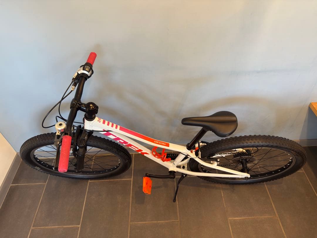 Trek キッズバイク 24インチ 美品　直接取引